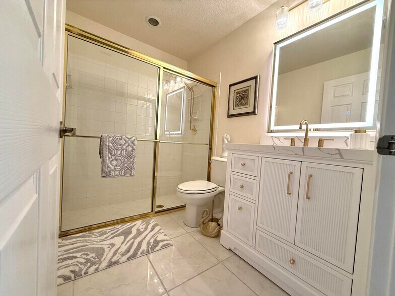Building Photo - 9392 Cascade Ct