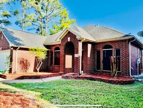 Building Photo - 13607 Mansor Dr