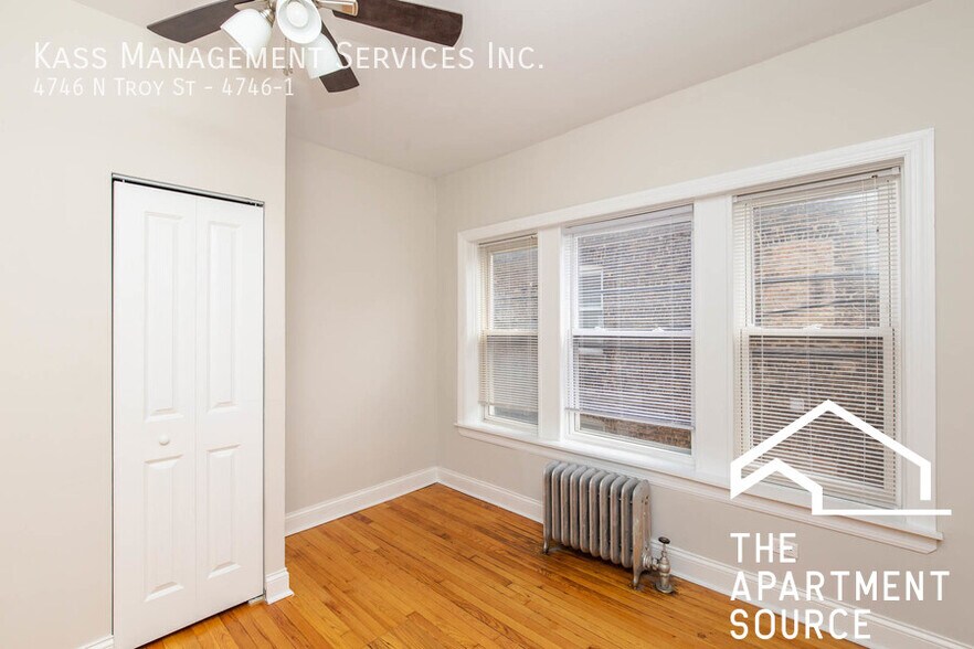 Building Photo - 4748 N Troy St