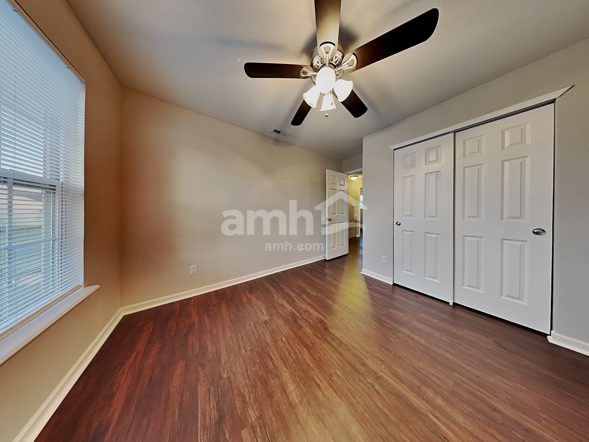 Building Photo - 1141 Central Park Dr