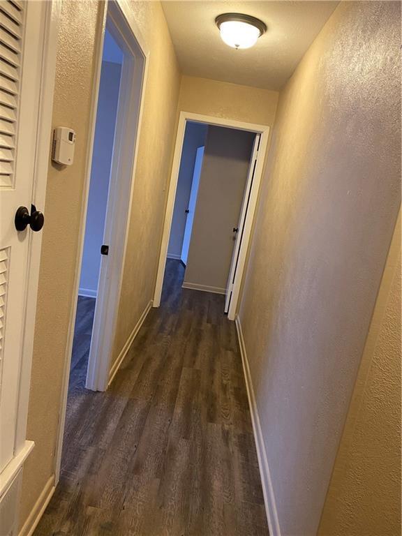 Building Photo - 1215 Zana Ln