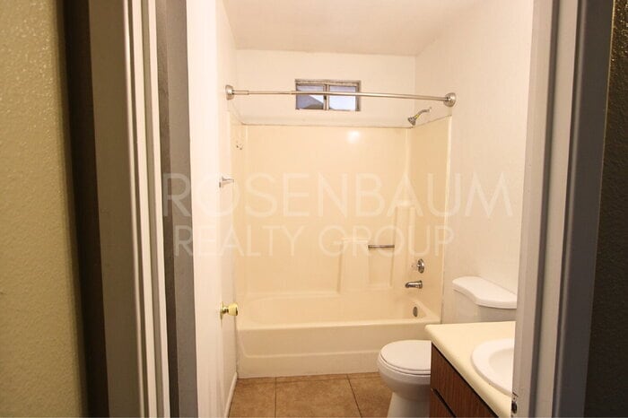 Building Photo - 6440 E Alder Ave