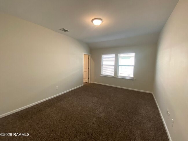 Building Photo - 15819 Olive Grv Dr