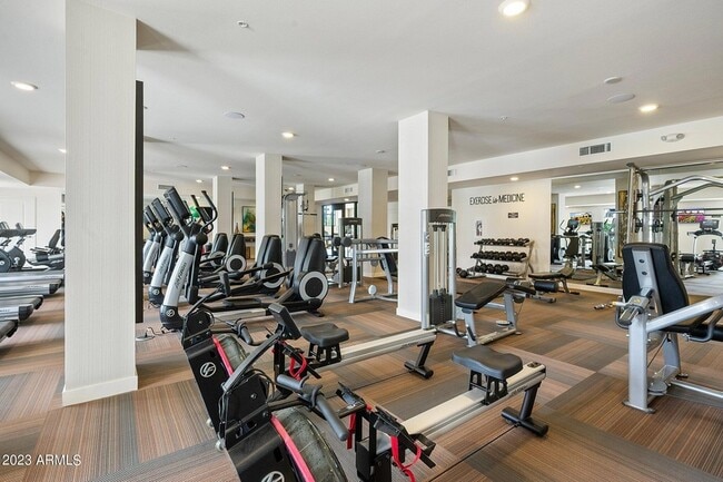 Building Photo - 2511 W Queen Creek Rd