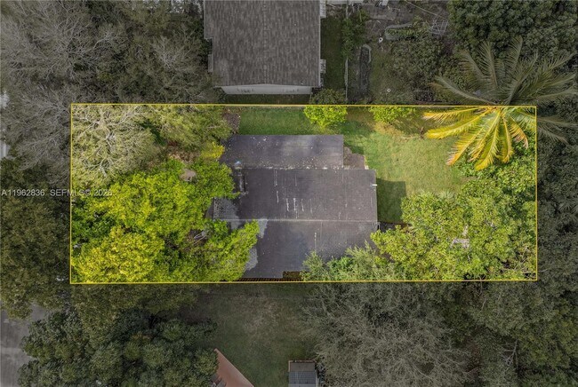 Building Photo - 1709 N 59th Terrace