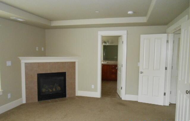 Spacious Baster Bed - 11310 NW Kimble Ct