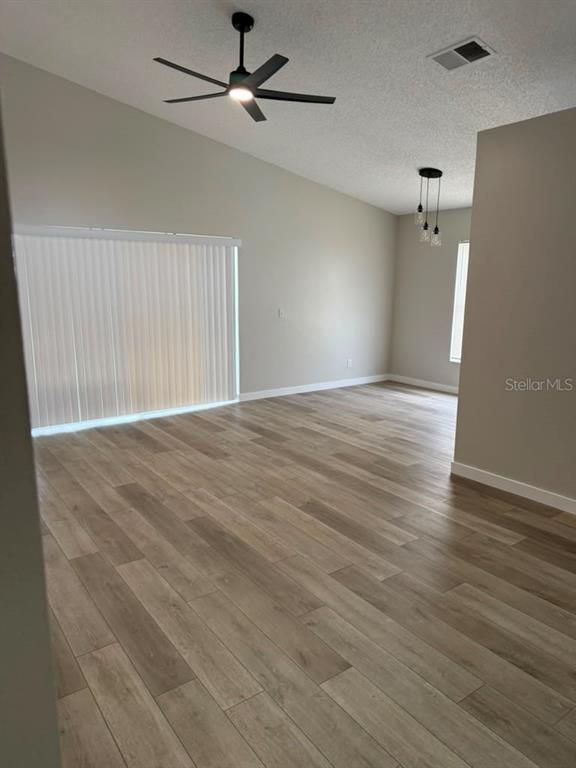 Building Photo - 2154 Rj Cir