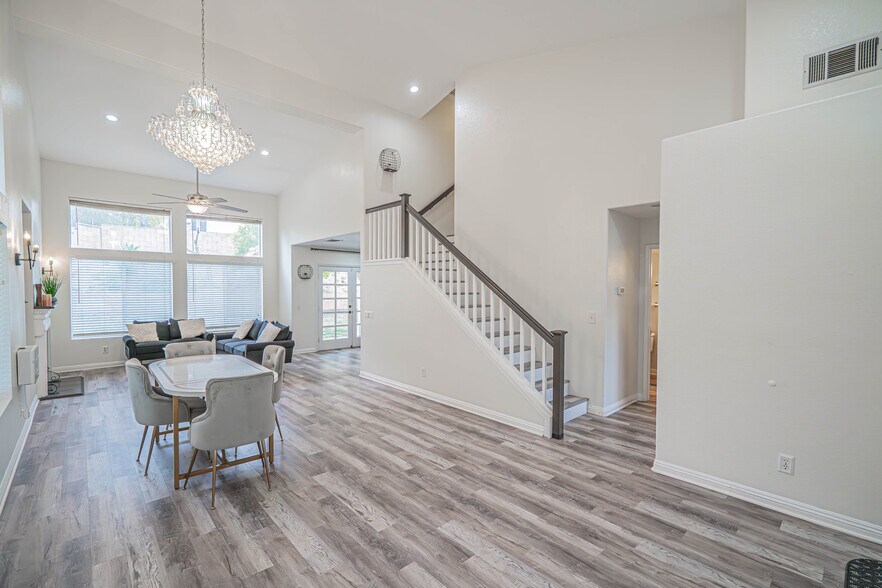 Building Photo - 25535 Chisom Ln