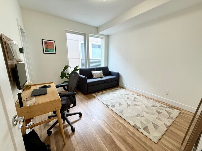 Building Photo - 4463 Tennyson St