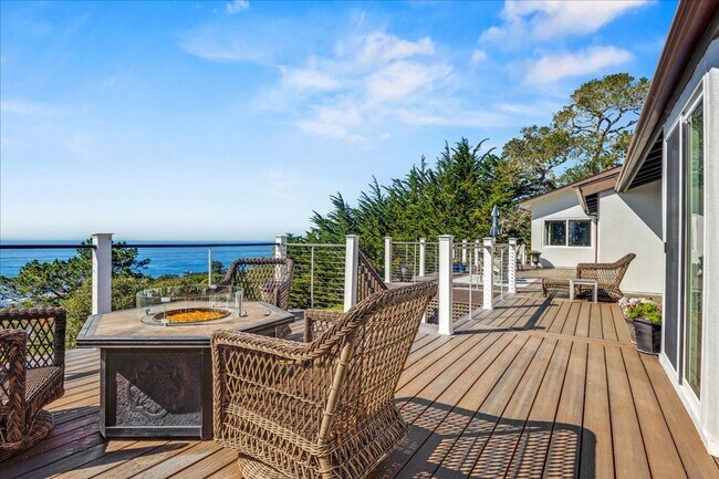 Building Photo - Stunning Highlands Home Located in Carmel, CA!