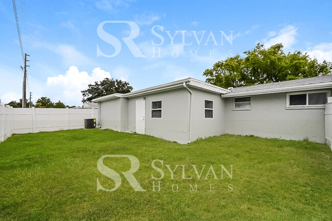 Building Photo - You are exactly where you ought to be!