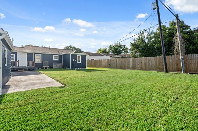Building Photo - 1412 Foreman St