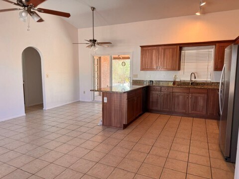 Building Photo - 16739 E Ashbrook Dr