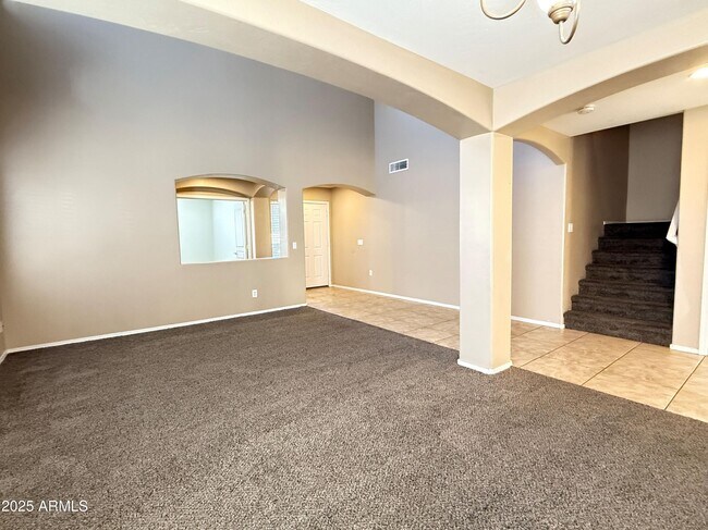 Building Photo - 3363 E Flamingo Ct