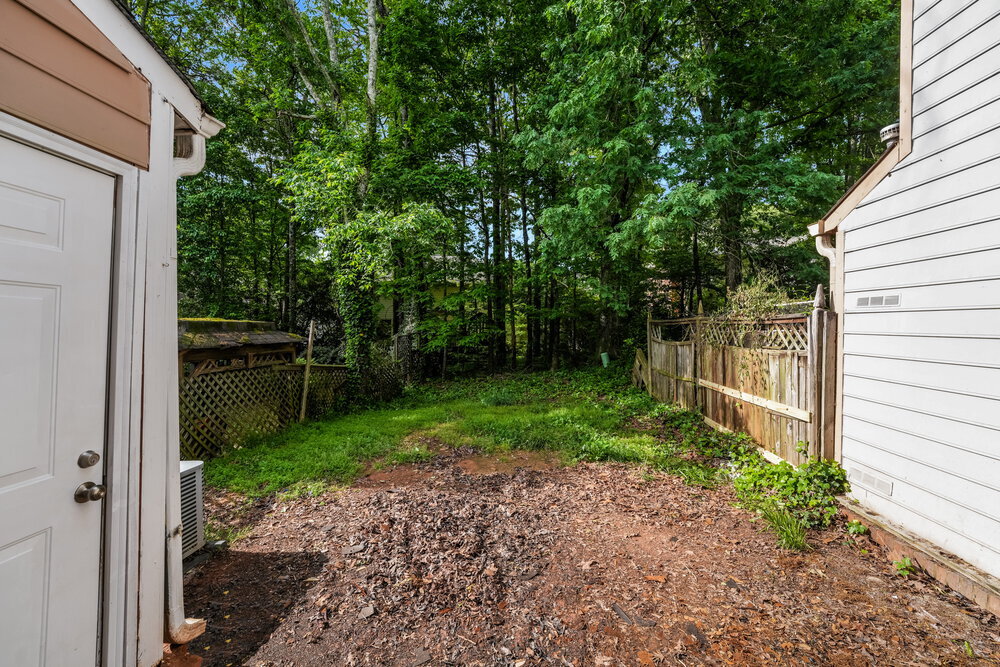 Building Photo - 5603 Wells Cir
