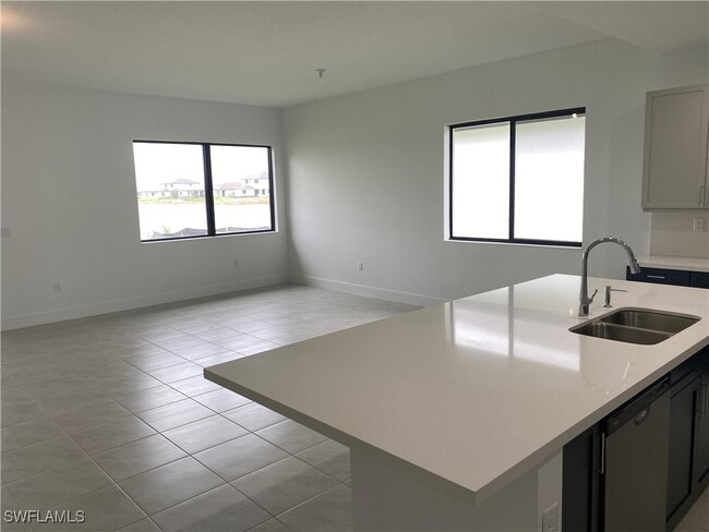 Building Photo - 5135 Nevola Ave