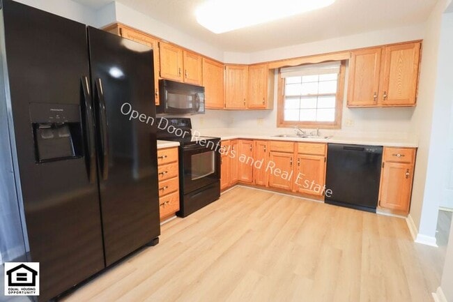 Building Photo - 5104 Eastwick Dr