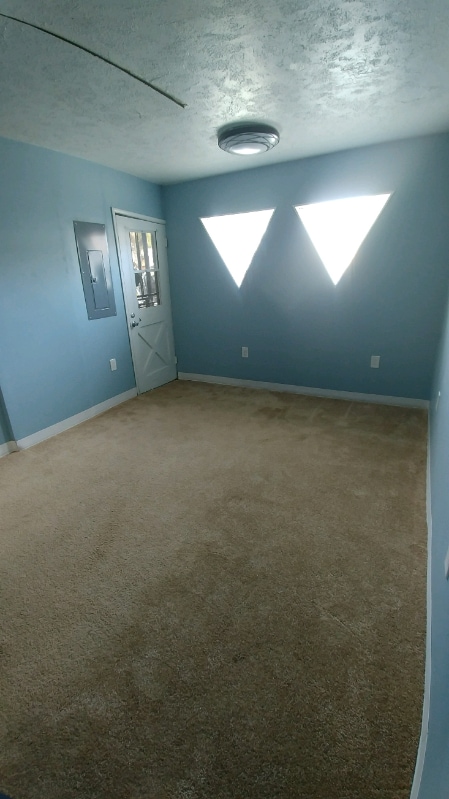 Building Photo - 1560 Highland Blvd