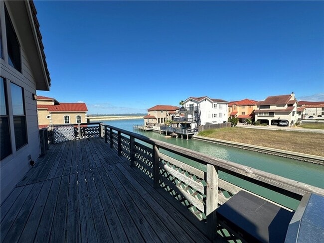 Building Photo - 738 Imperial Harbor Dr