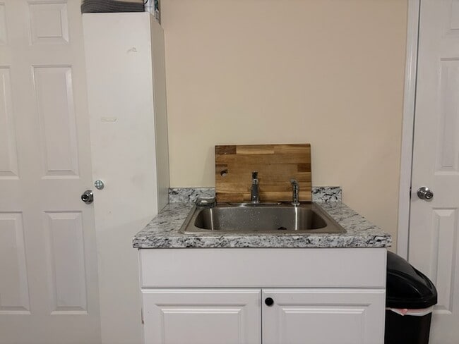 Building Photo - 136 Stevens Dr