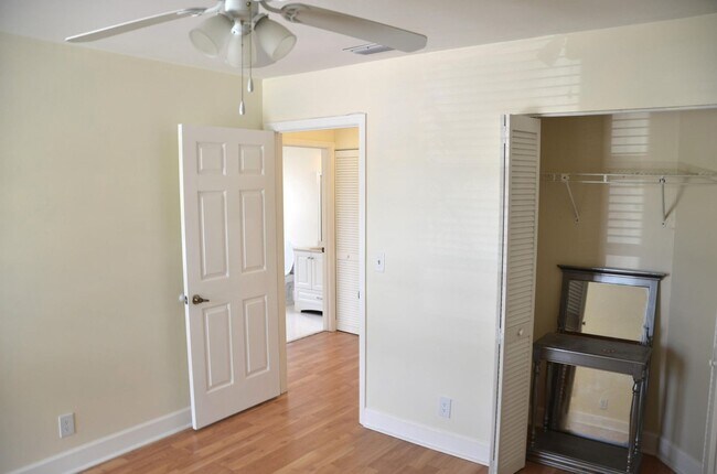 Building Photo - 3355 Jaywood Terrace