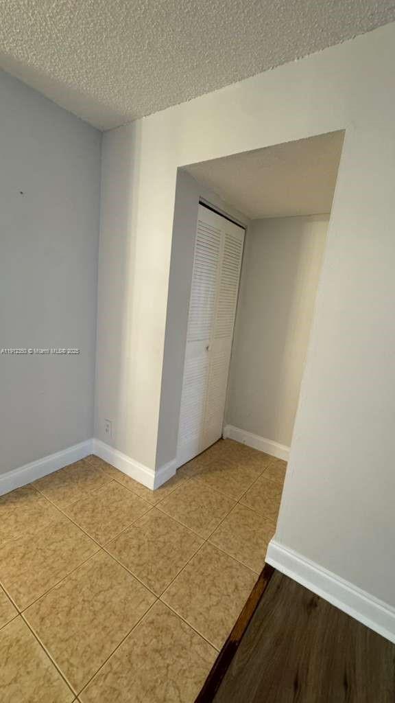 Building Photo - 306 Gardens Dr