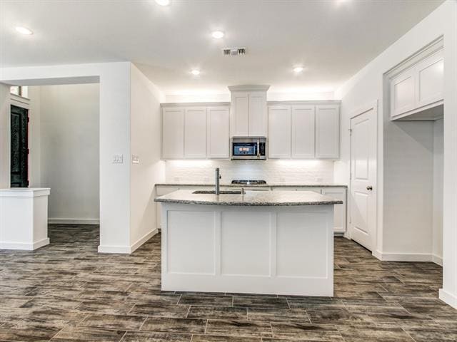 Building Photo - 1306 Casselberry Dr