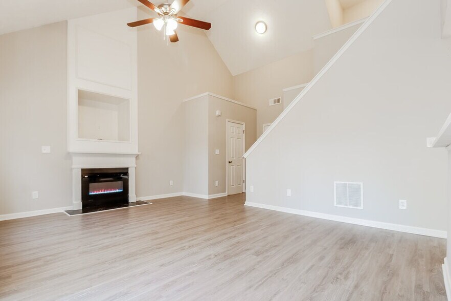 Building Photo - 2285 Wingfoot Pl