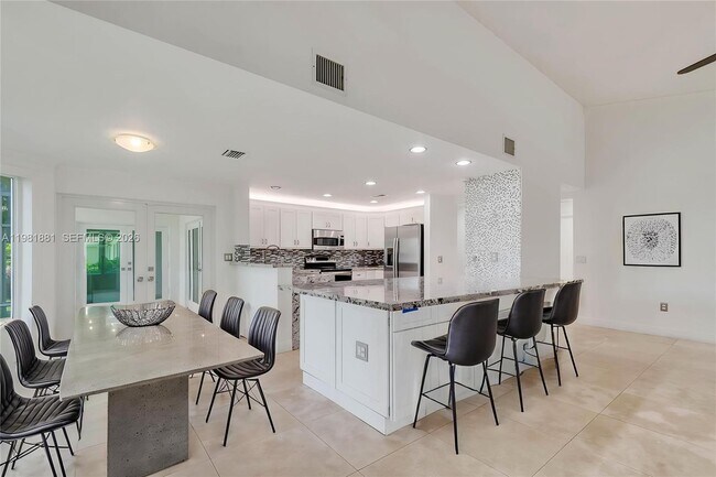 Building Photo - 19960 NW 3rd St