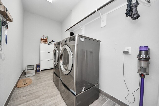 Building Photo - 3902 Cantone Grotto Ct