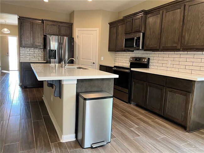 Building Photo - 32 Paseo De La Tranquilidad