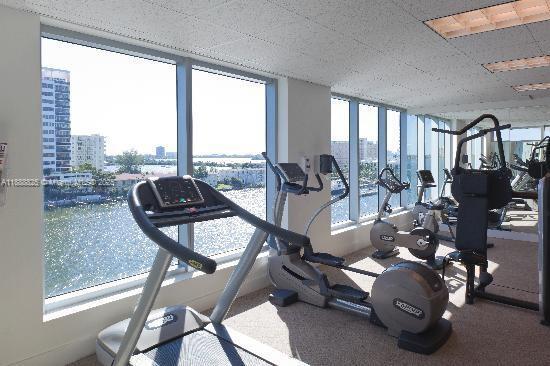 Building Photo - 7928 East Dr