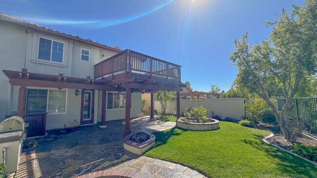 Building Photo - 9 Yale Ct