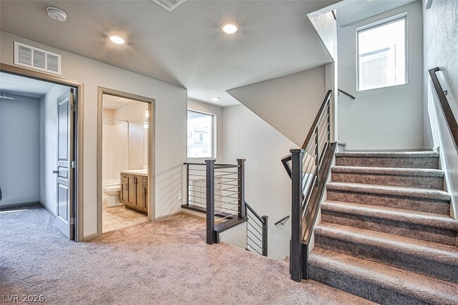 Building Photo - 8052 Haywood Estate Ave