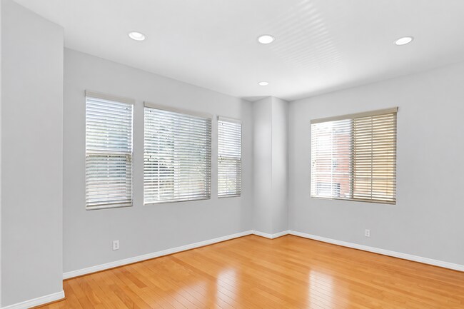 Building Photo - 2815 Sepulveda Blvd