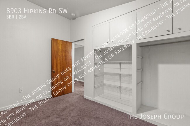 Building Photo - 8903 Hipkins Rd SW