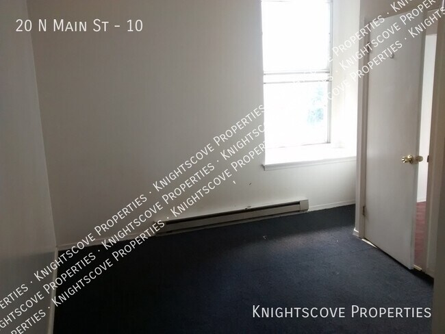 Building Photo - 20 N Main St