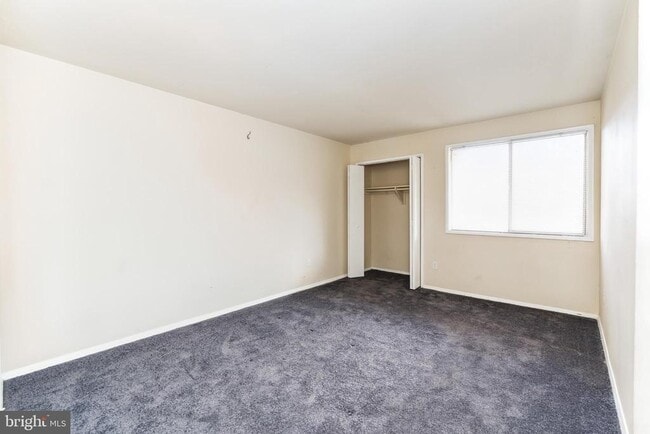 Building Photo - 7208 Donnell Pl