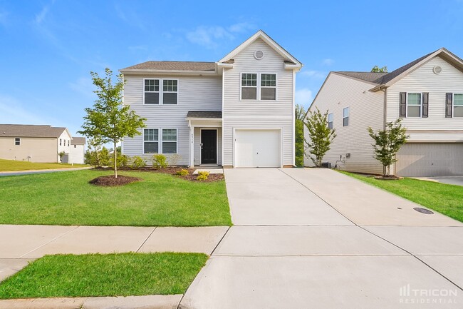 Building Photo - 4910 Red Poll Dr