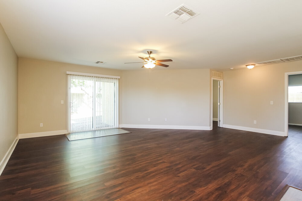 Building Photo - 9642 W Kingman St