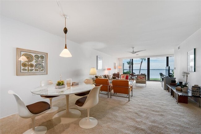 Building Photo - 6400 Flotilla Dr