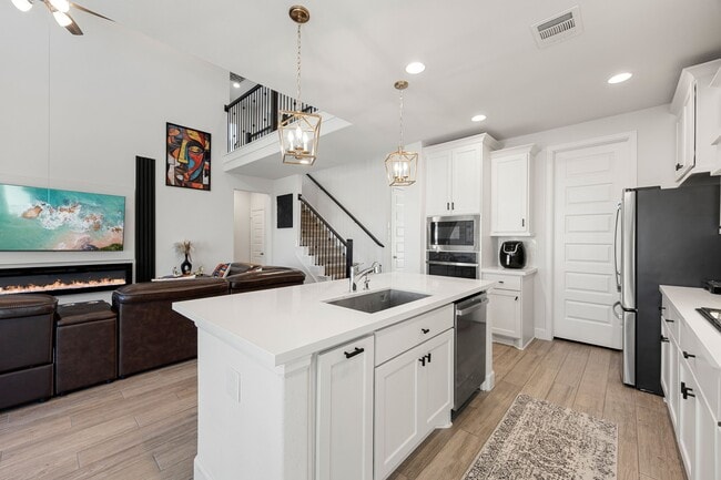 Building Photo - 20923 Carriage Harness Wy