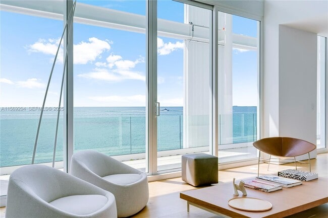 Building Photo - 440 S Mashta Dr