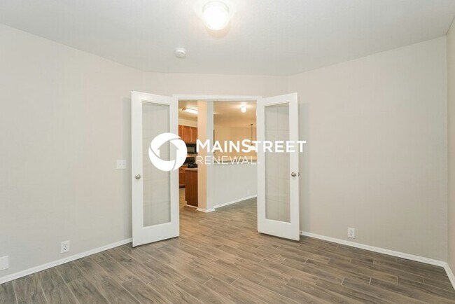 Building Photo - 3 Bedroom Pet-Friendly Home in San Antonio, TX with Main Street Renewal