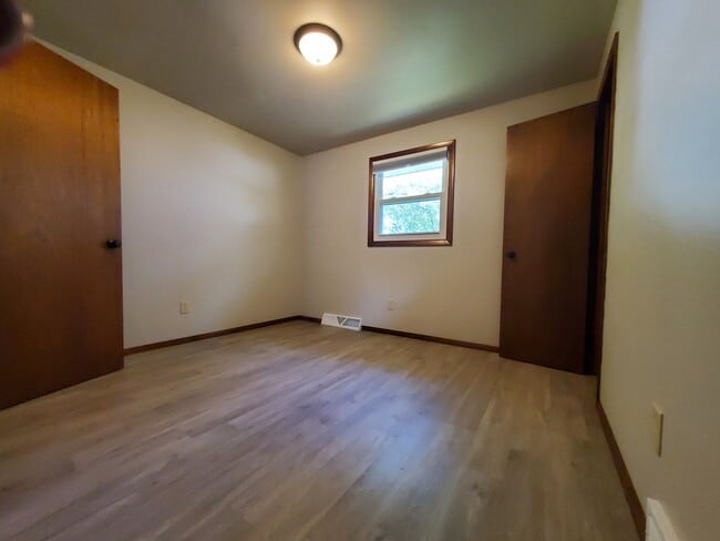 Building Photo - Coolidge