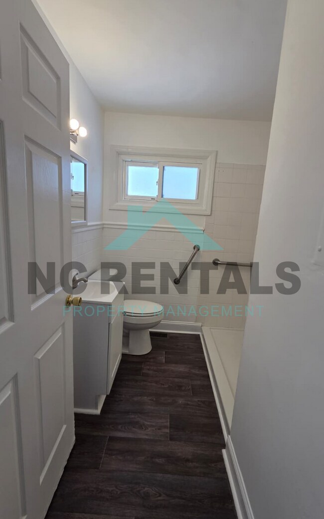 Building Photo - 2017 Todd St