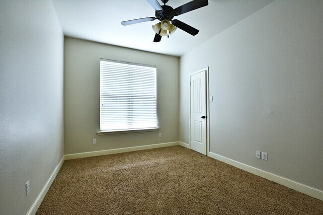 Building Photo - 2623 112th St