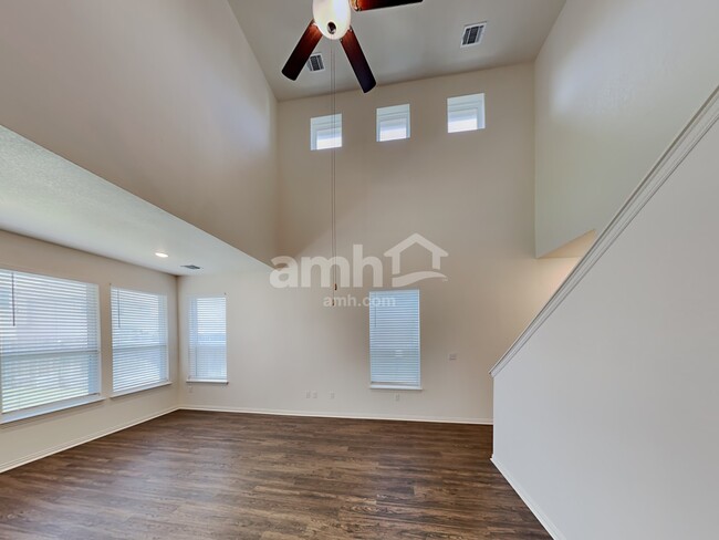 Building Photo - 2716 Geronimo Creek