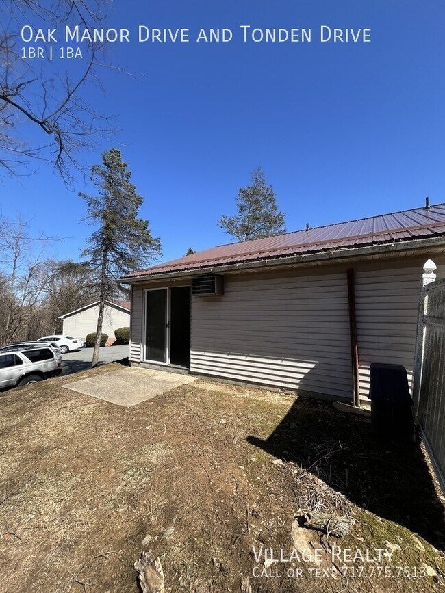 Building Photo - 228 Oak Manor Dr