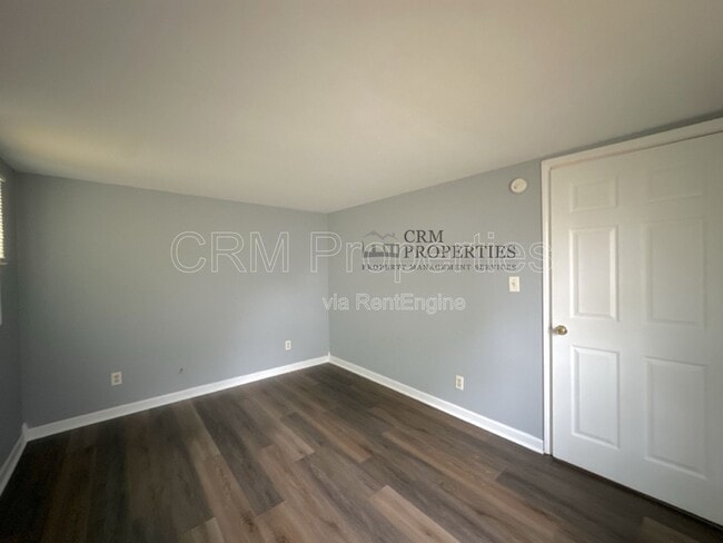 Building Photo - 1230 S Jay St